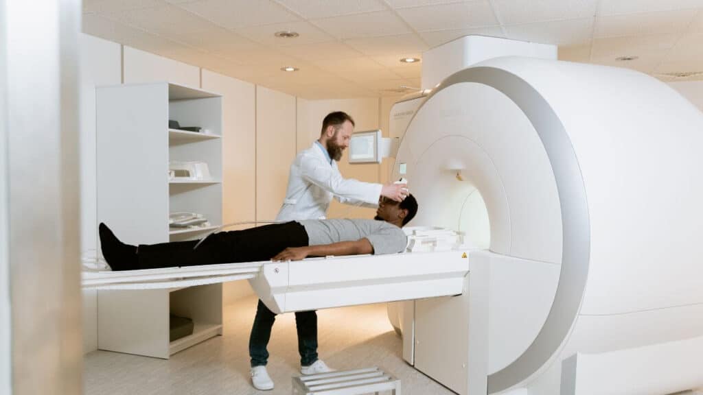 What can a 3T MRI detect