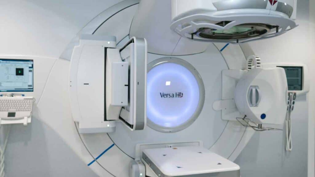 PET scan side effects-8699572364
