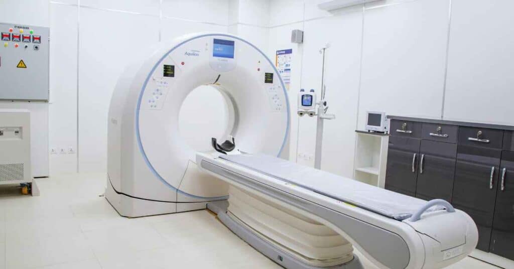MRI in Chandigarh Sector 11 - 86995 72364
