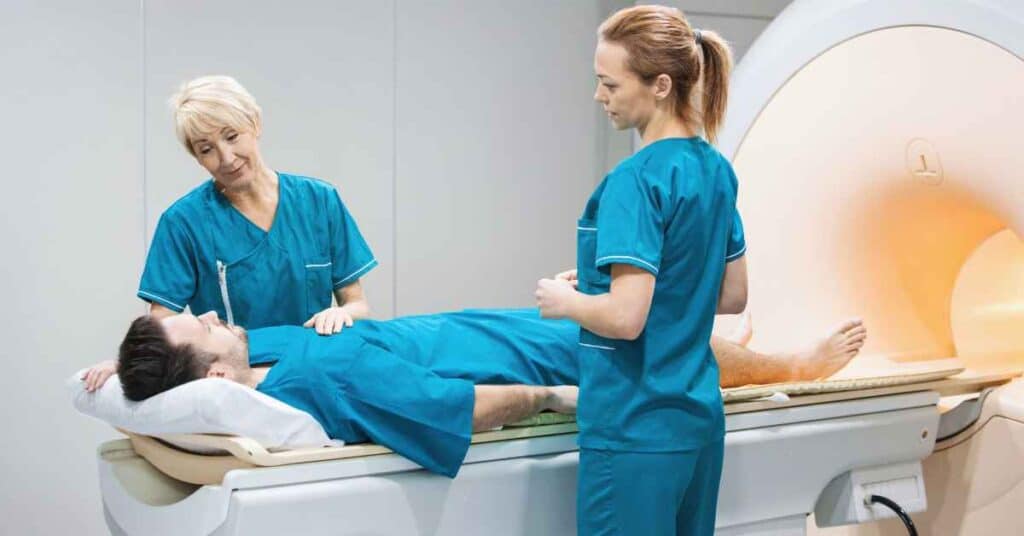 best mri centre in chandigarh - 8699-5723-64