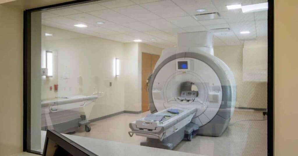 brain mri cost in chandigarh - 8699572364