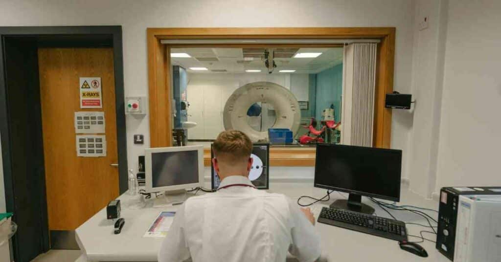 cheapest mri in Chandigarh - 8699572364