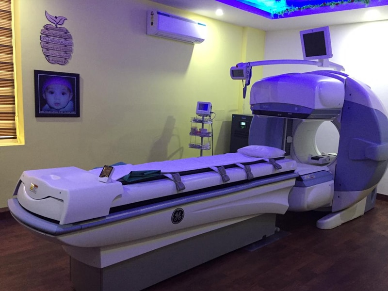 High-resolution whole body PET scan facility at MRI Chandigarh offering affordable PET-CT scan costs starting at ₹12,999 in the Tricity.